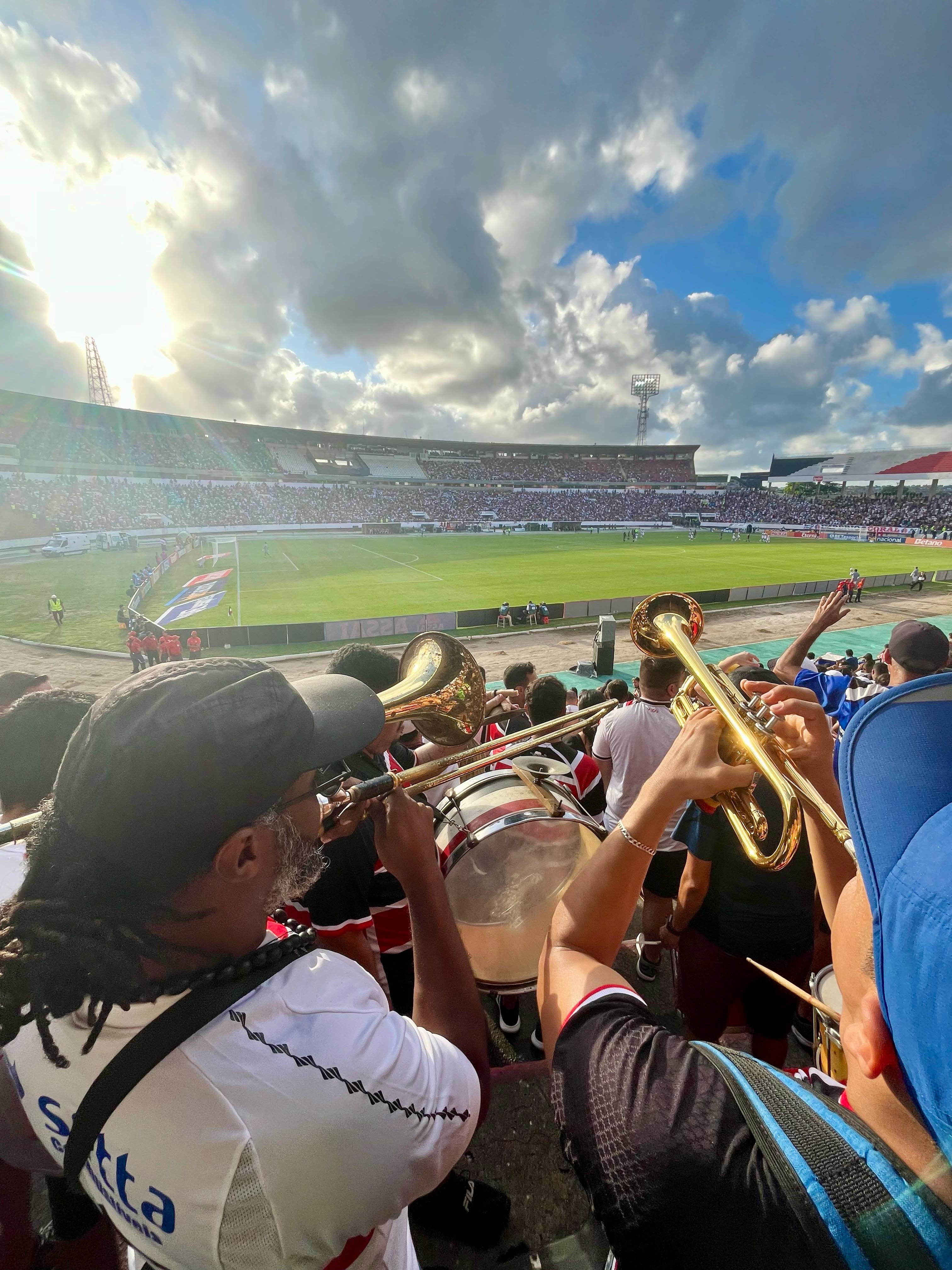 Banda no estádio